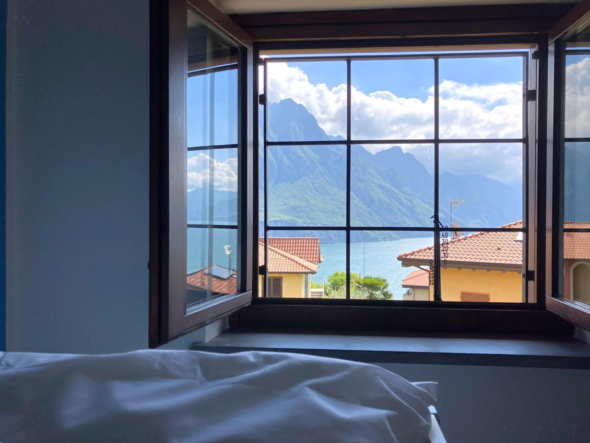 Happy Guest Apartments - Lake View And Pool Riva di Solto Extérieur photo
